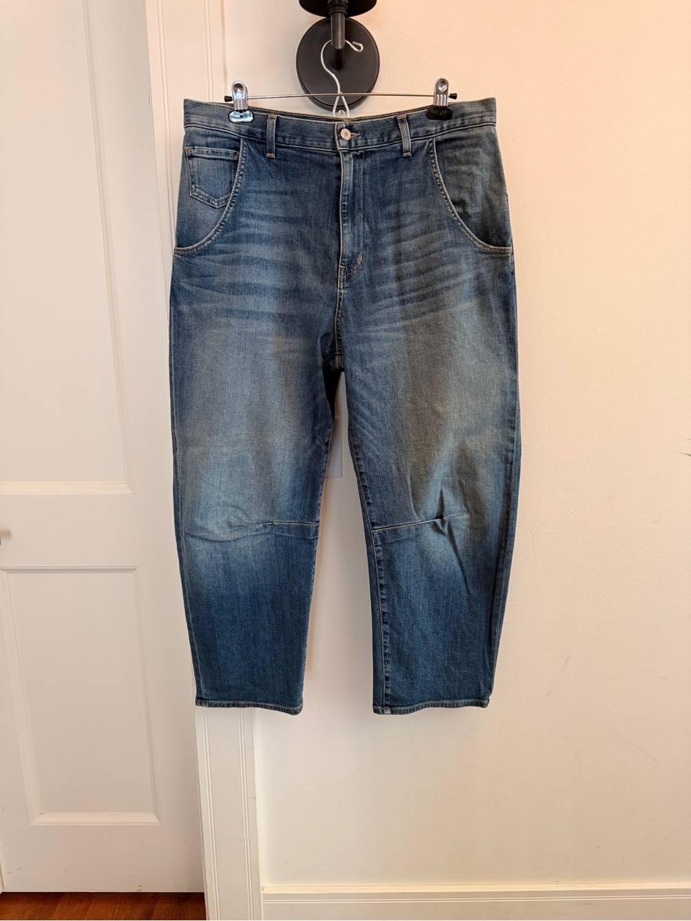 Nili Lotan Distressed Light-Blue Relaxed Women's Jeans